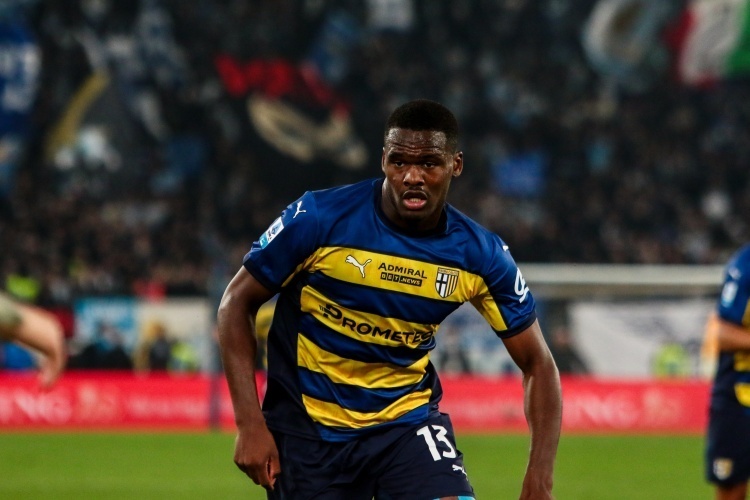 更多缝隙进 更多缝隙进